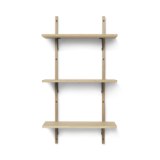 Sektorihylly, kolminkertainen - tammi / musta messinki (54 cm) Sektorihylly, kolminkertainen - tammi / musta messinki (54 cm)