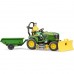 Bruder Bworld John Deere -ruohotraktori perävaunulla 62104