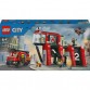 LEGO City 60414 Paloasema paloautolla